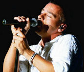 photo eros primo piano4.jpg